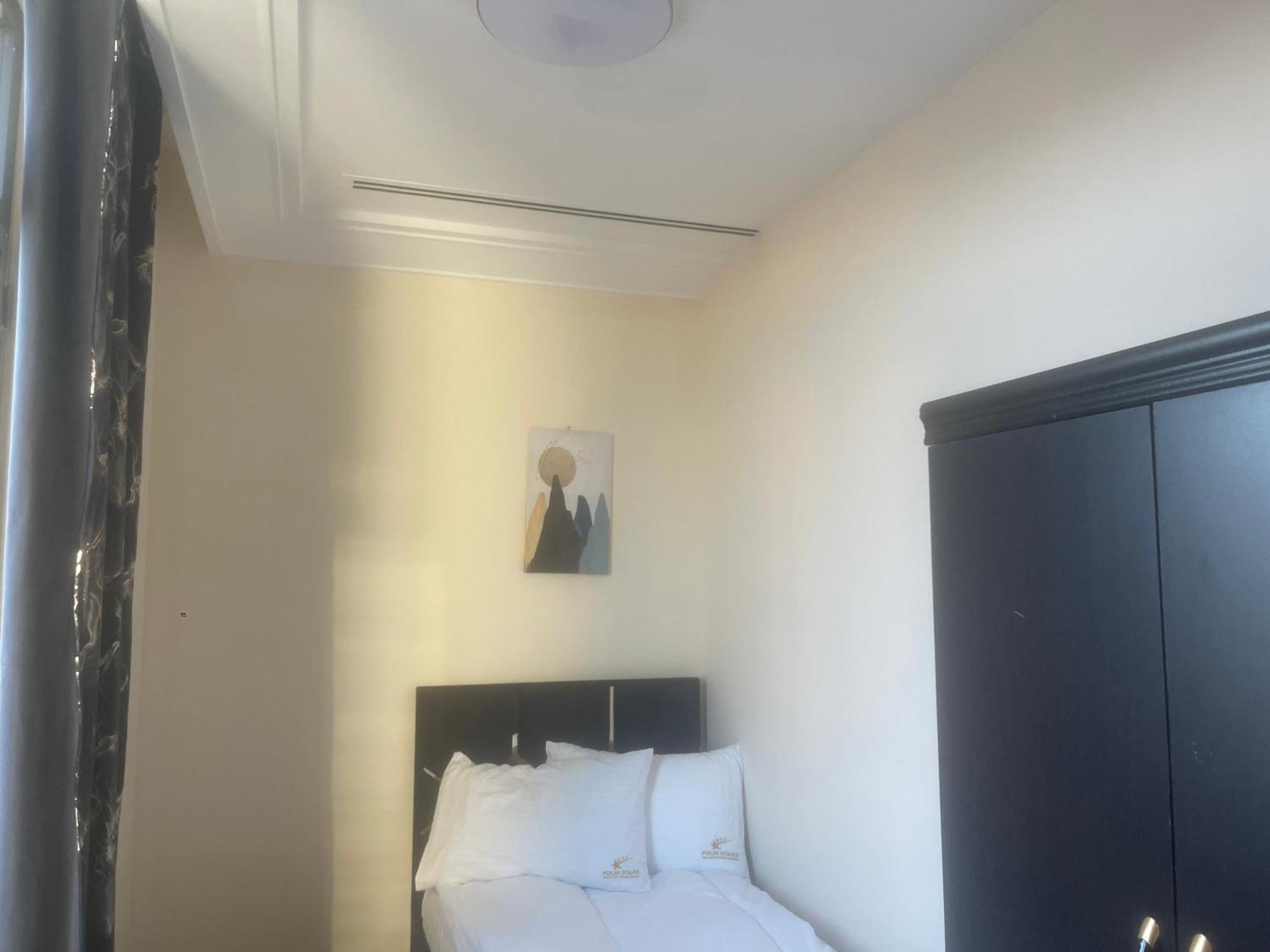 Four Stars Hostel ดูไบ ภายนอก รูปภาพ