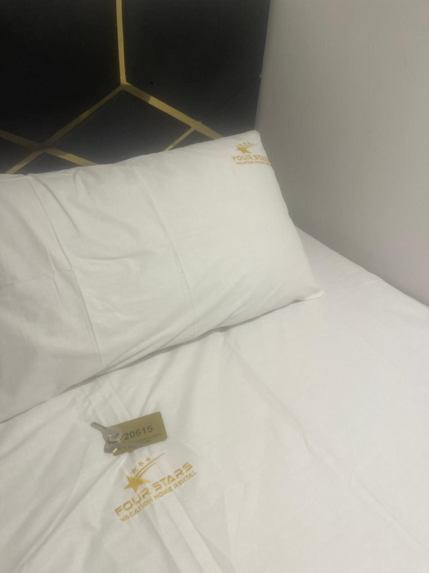 Four Stars Hostel ดูไบ ภายนอก รูปภาพ