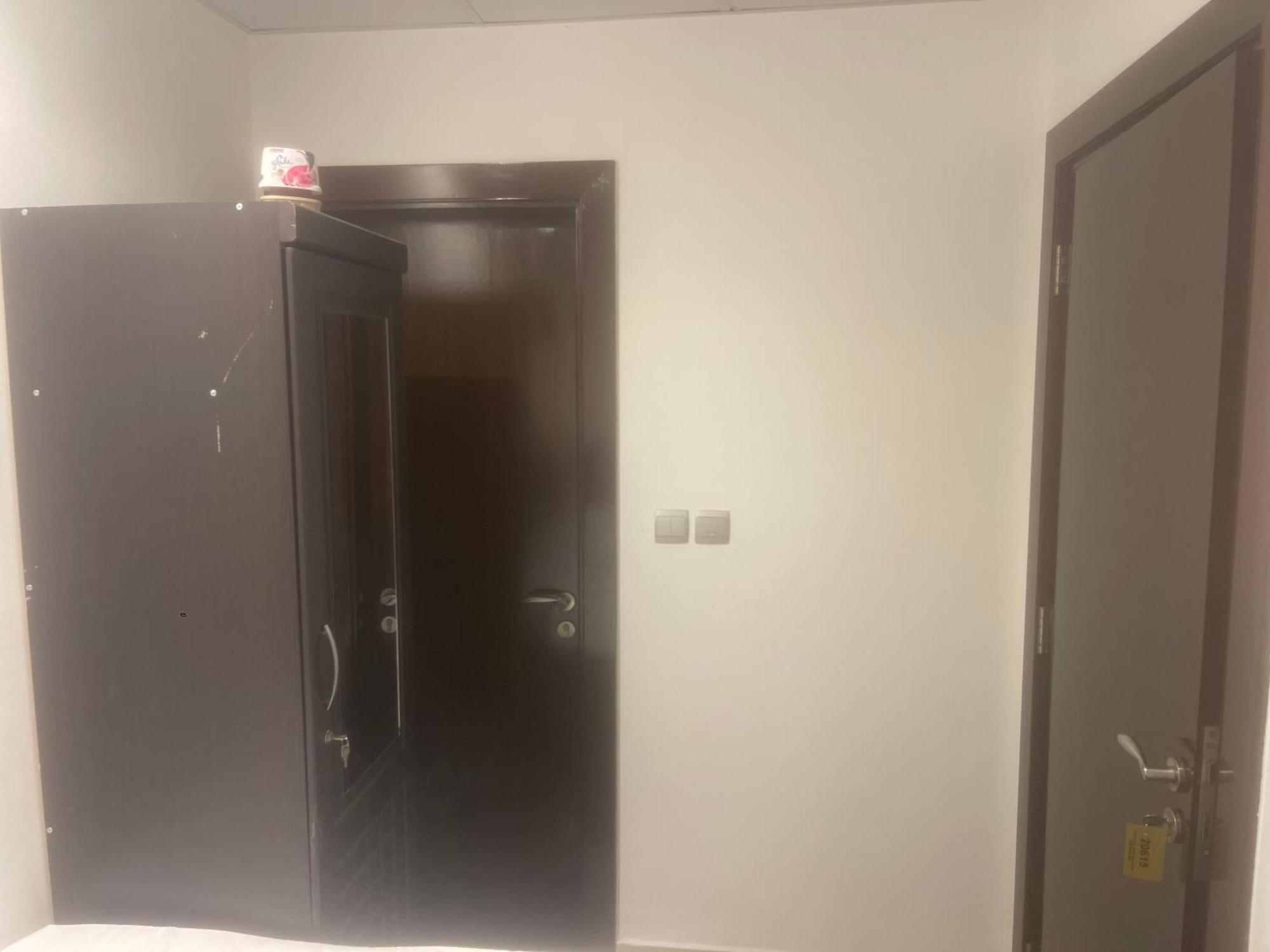 Four Stars Hostel ดูไบ ภายนอก รูปภาพ