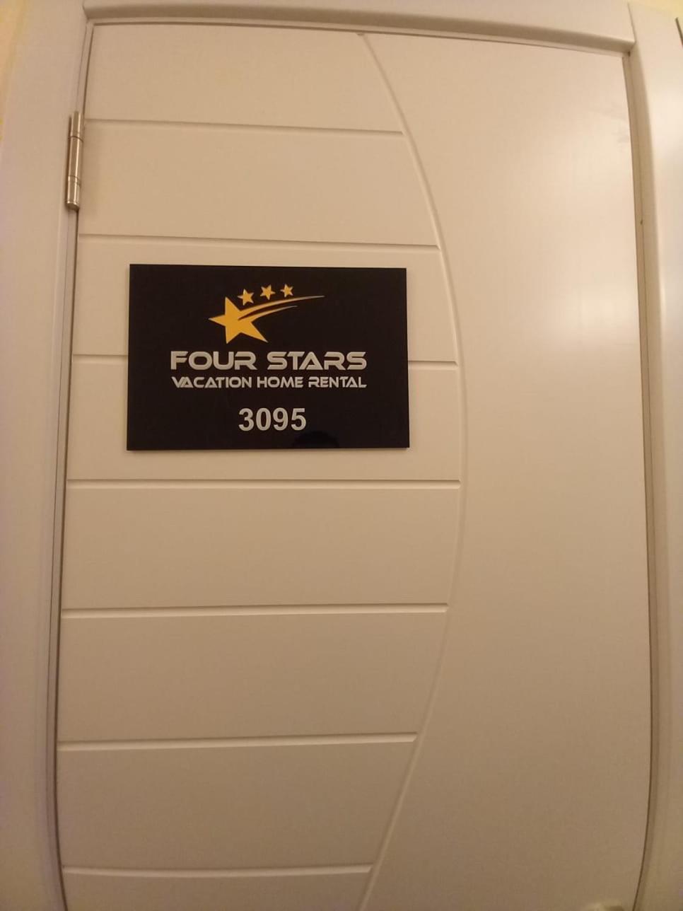 Four Stars Hostel ดูไบ ภายนอก รูปภาพ