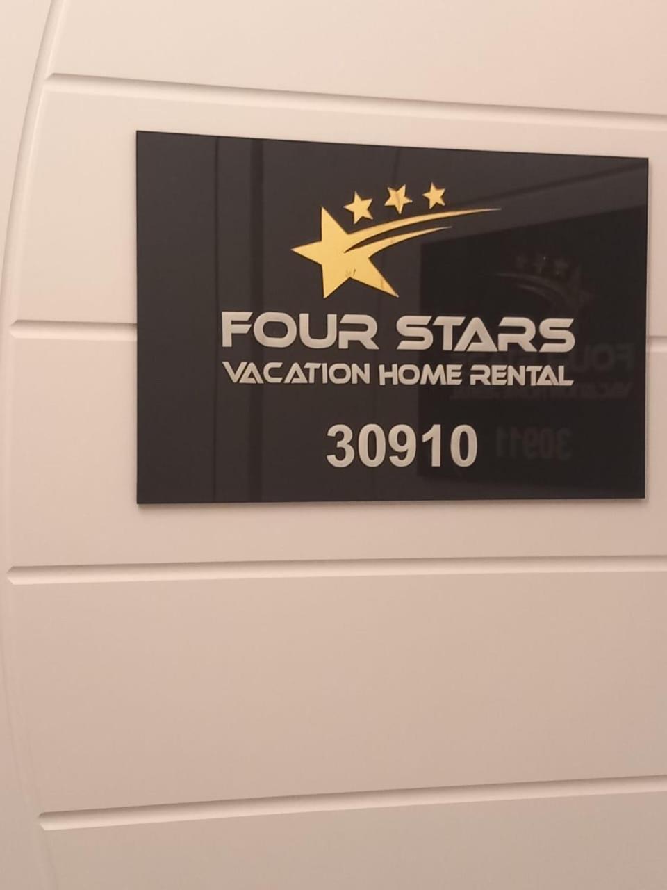 Four Stars Hostel ดูไบ ภายนอก รูปภาพ