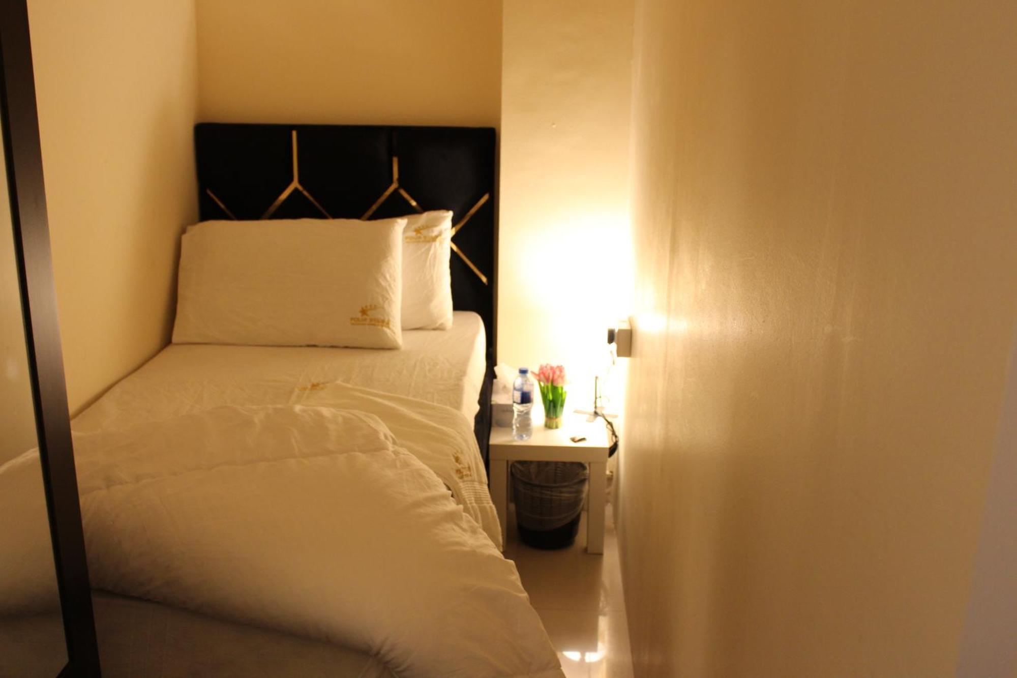 Four Stars Hostel ดูไบ ภายนอก รูปภาพ