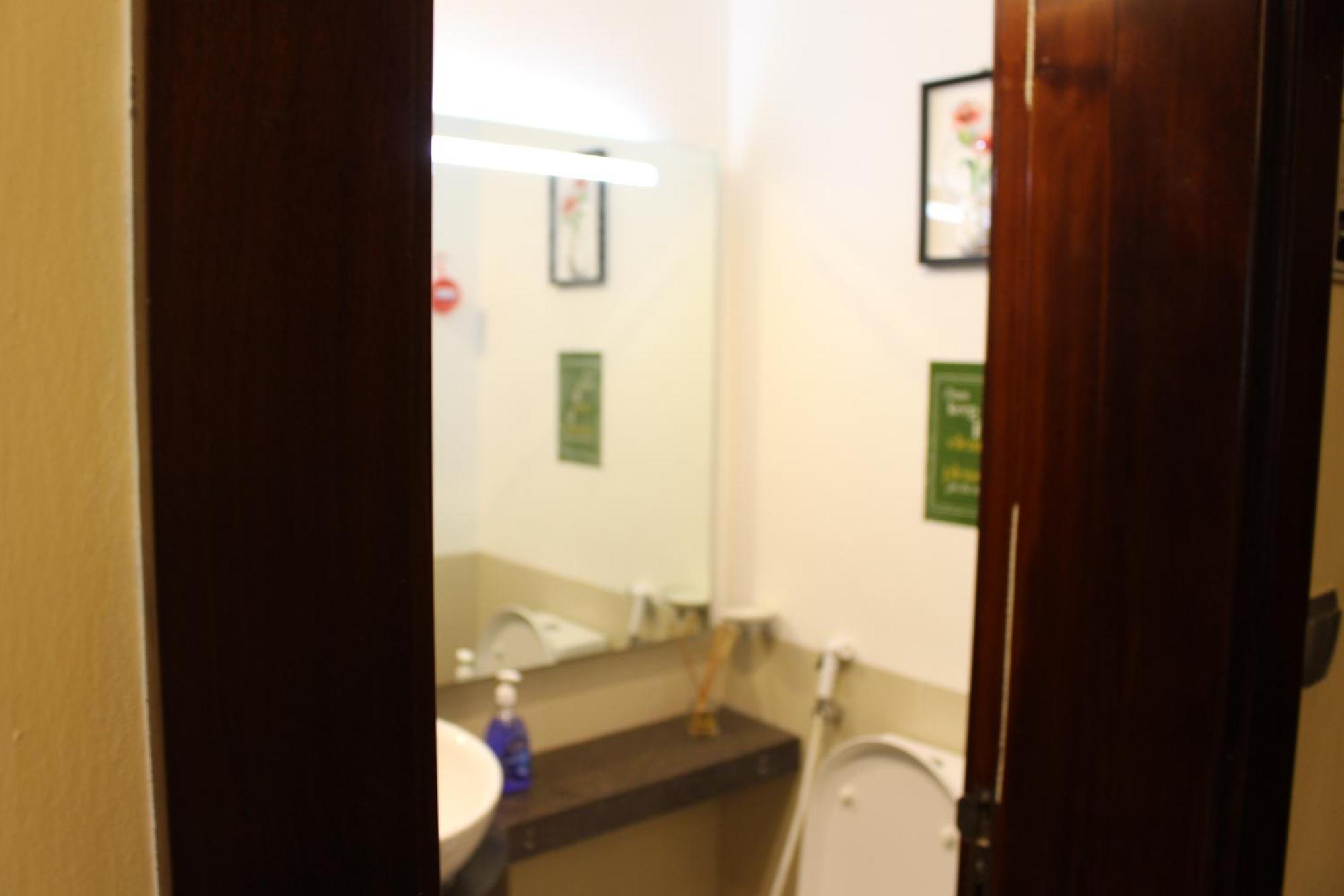 Four Stars Hostel ดูไบ ภายนอก รูปภาพ